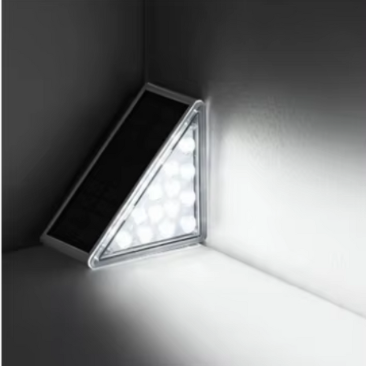 HīkoiLite™ – Solar Step Light