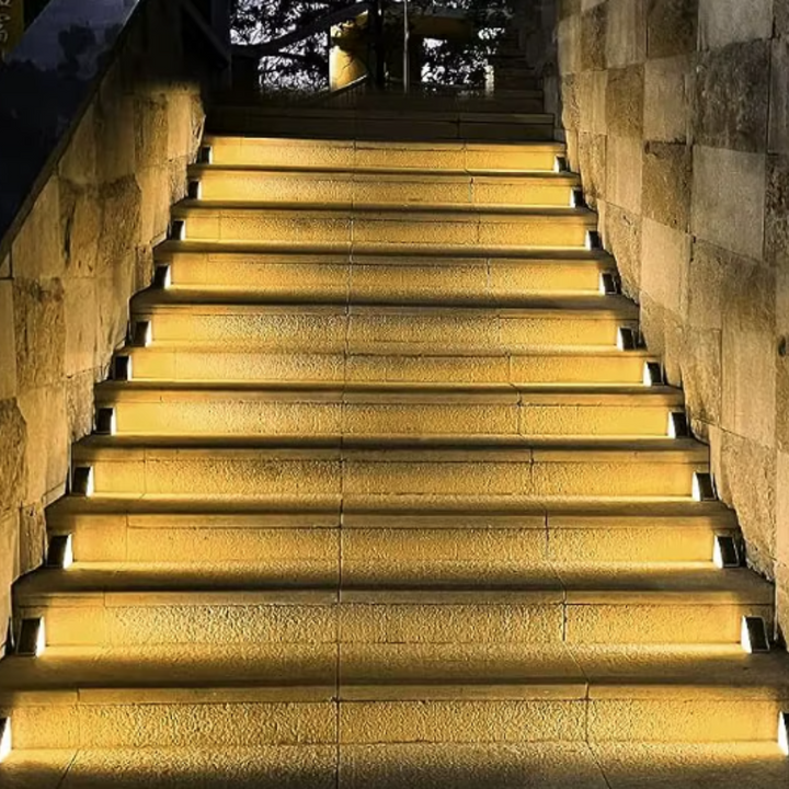 HīkoiLite™ – Solar Step Light