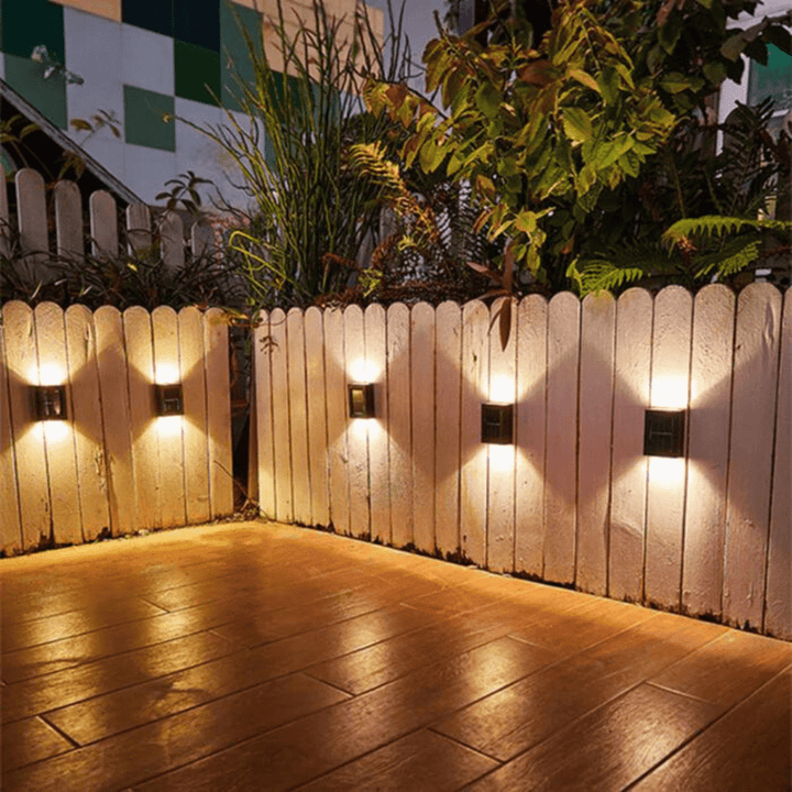 Soluxe™ | Solar Garden Light